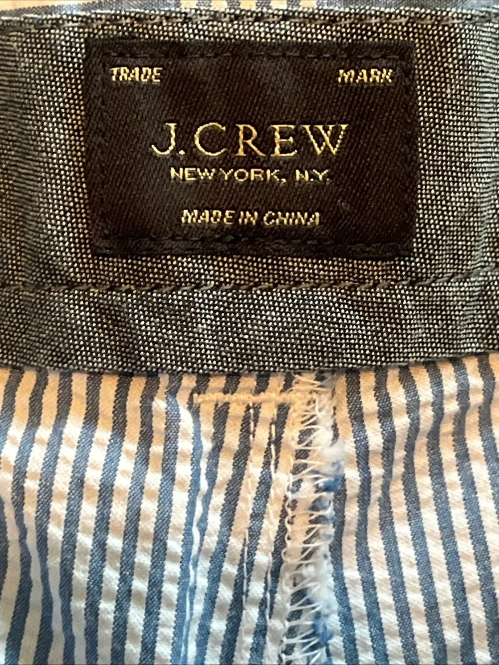Men’s J.Crew Blue & White Striped Chino Shorts Size 30  9 Inch Inseam